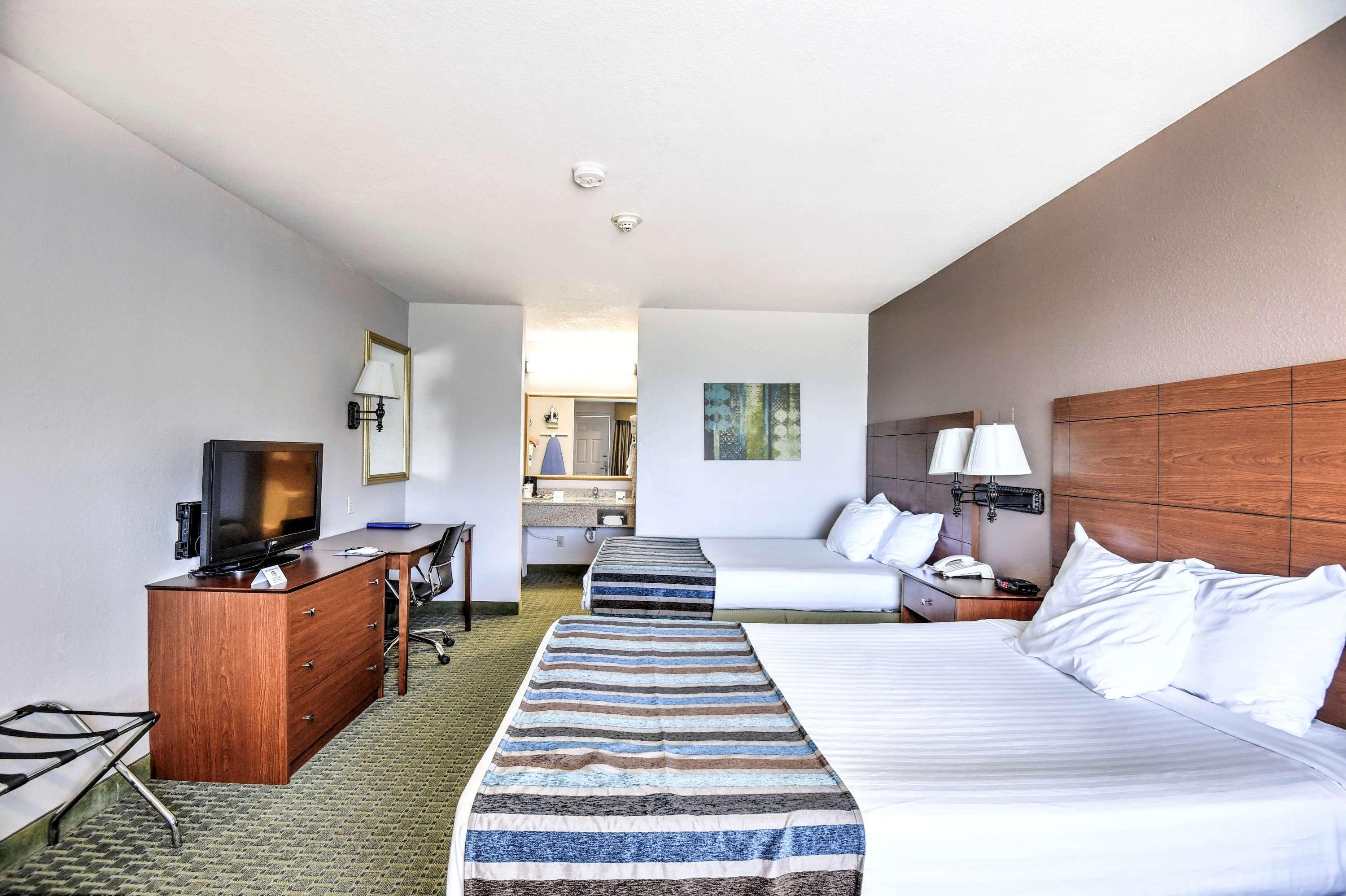 Best Western Ottawa Inn Bagian luar foto